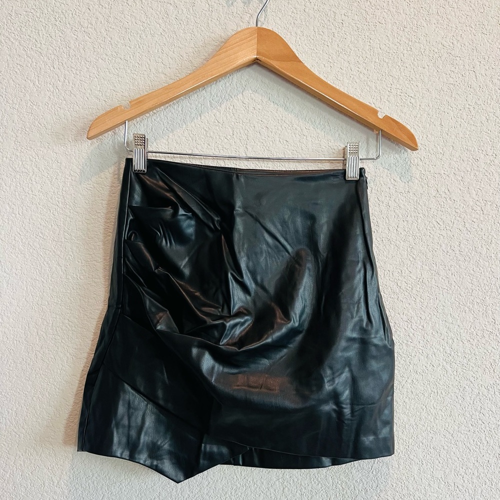 Zara Mini Faux Leather Skirt Size XS